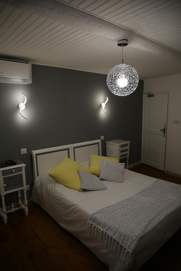 סילאן-לה-קסקאד Les Pins Restaurant Et Chambre D'Hotes מראה חיצוני תמונה